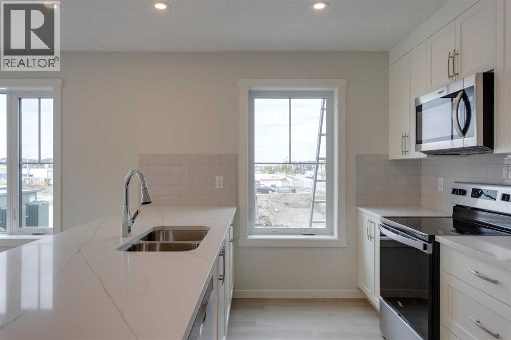 215, 40 Livingston Parade Ne, Calgary, Alberta  T4B 3P6 - Photo 3 - A2255341