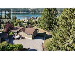 4721 Wilmai Road, windermere, British Columbia