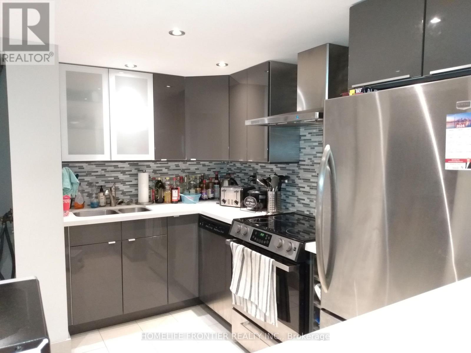 1903 - 15 Maitland Place, Toronto, Ontario  M4Y 2X3 - Photo 2 - C12437318