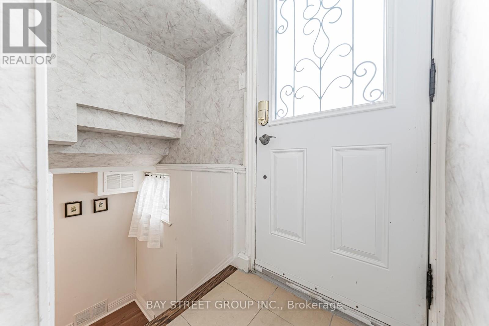 Lower - 149 Hendon Avenue, Toronto, Ontario  M2M 1A8 - Photo 15 - C12437326