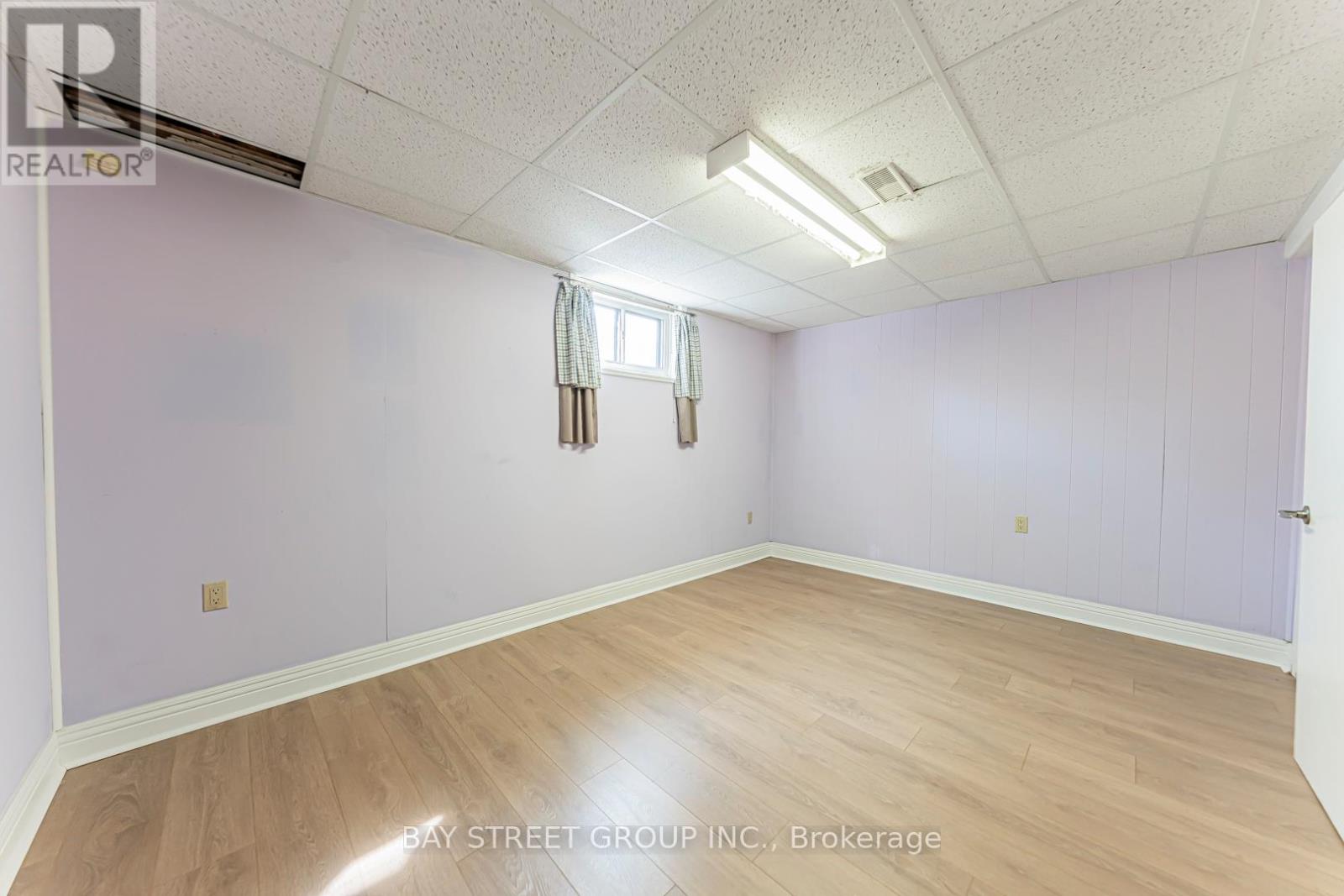 Lower - 149 Hendon Avenue, Toronto, Ontario  M2M 1A8 - Photo 7 - C12437326