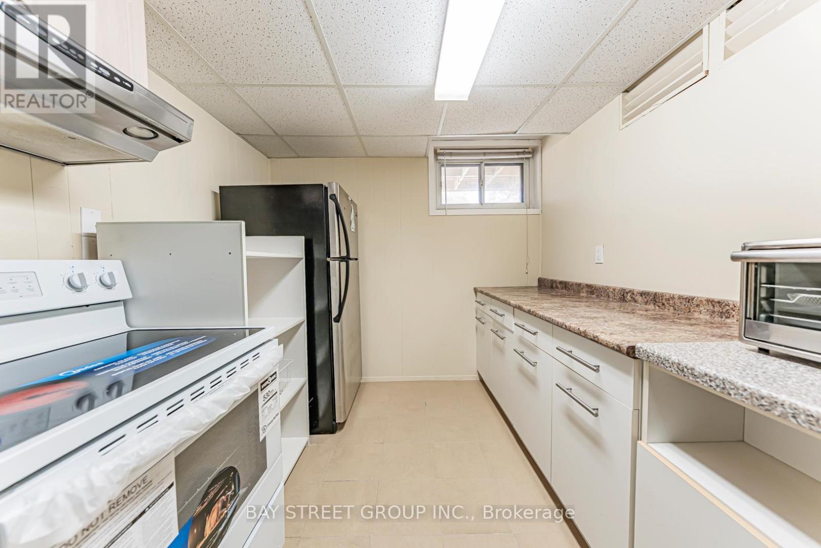 Lower - 149 Hendon Avenue, Toronto, Ontario  M2M 1A8 - Photo 9 - C12437326