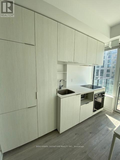 2101 - 77 Shuter Street, Toronto, Ontario  M5B 0B8 - Photo 2 - C12437371