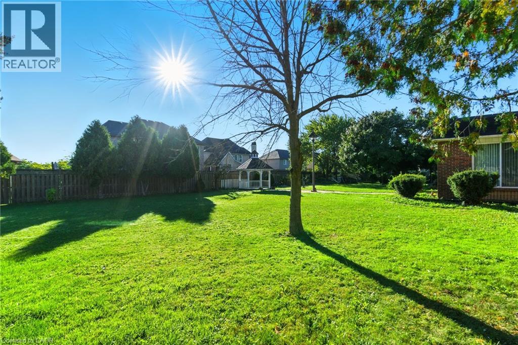 6916 Garner Road, Niagara Falls, Ontario  L2E 6S5 - Photo 11 - 40775382