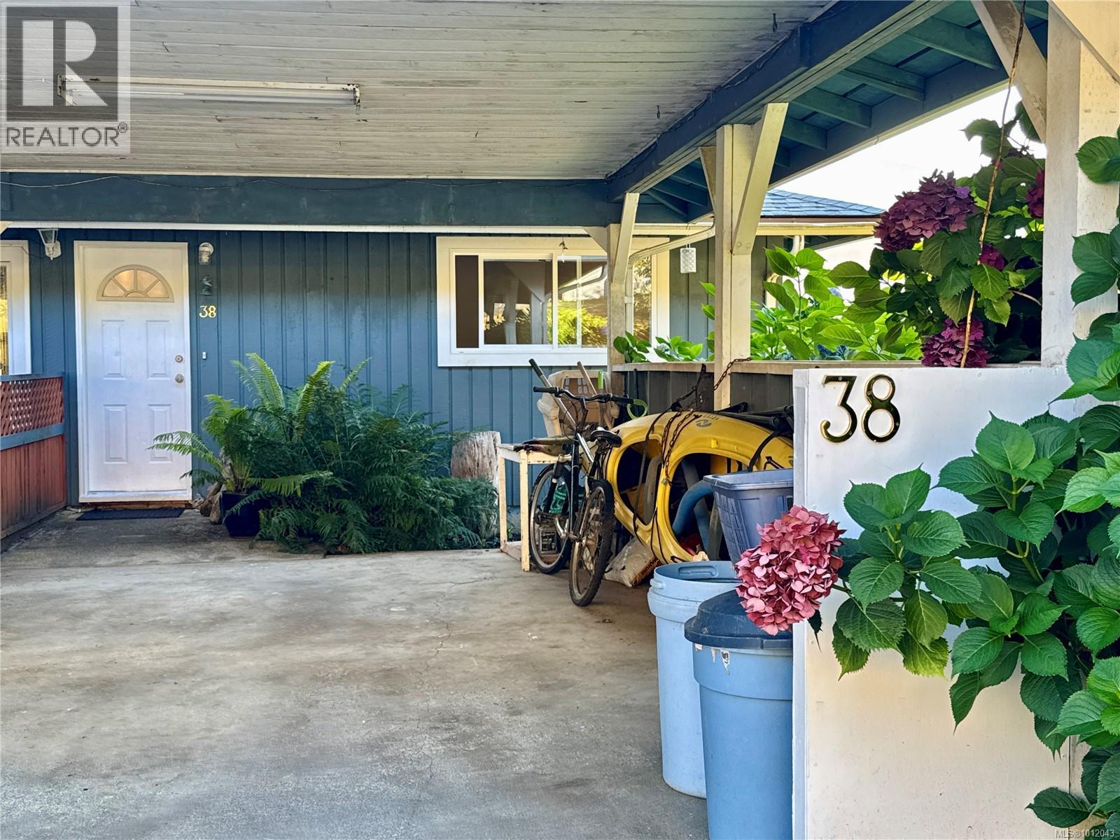 38 Clark Dr, Port Alice, British Columbia  V0N 2N0 - Photo 27 - 1012043