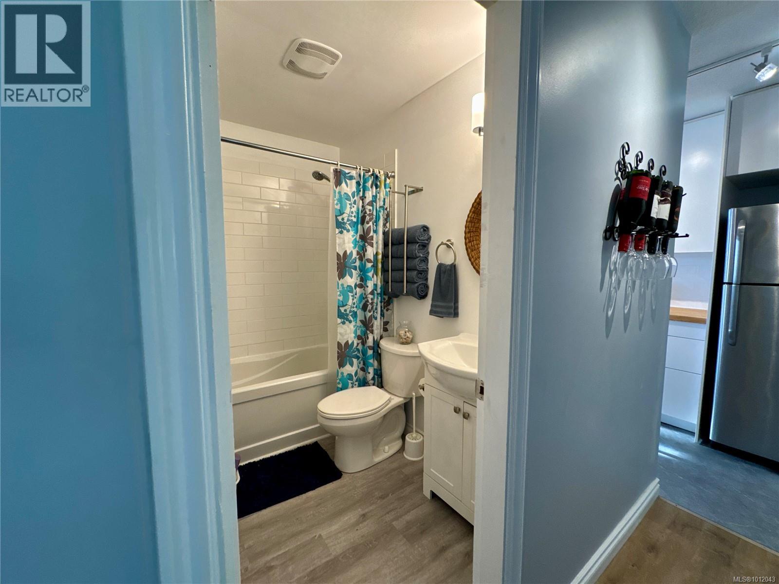 38 Clark Dr, Port Alice, British Columbia  V0N 2N0 - Photo 14 - 1012043