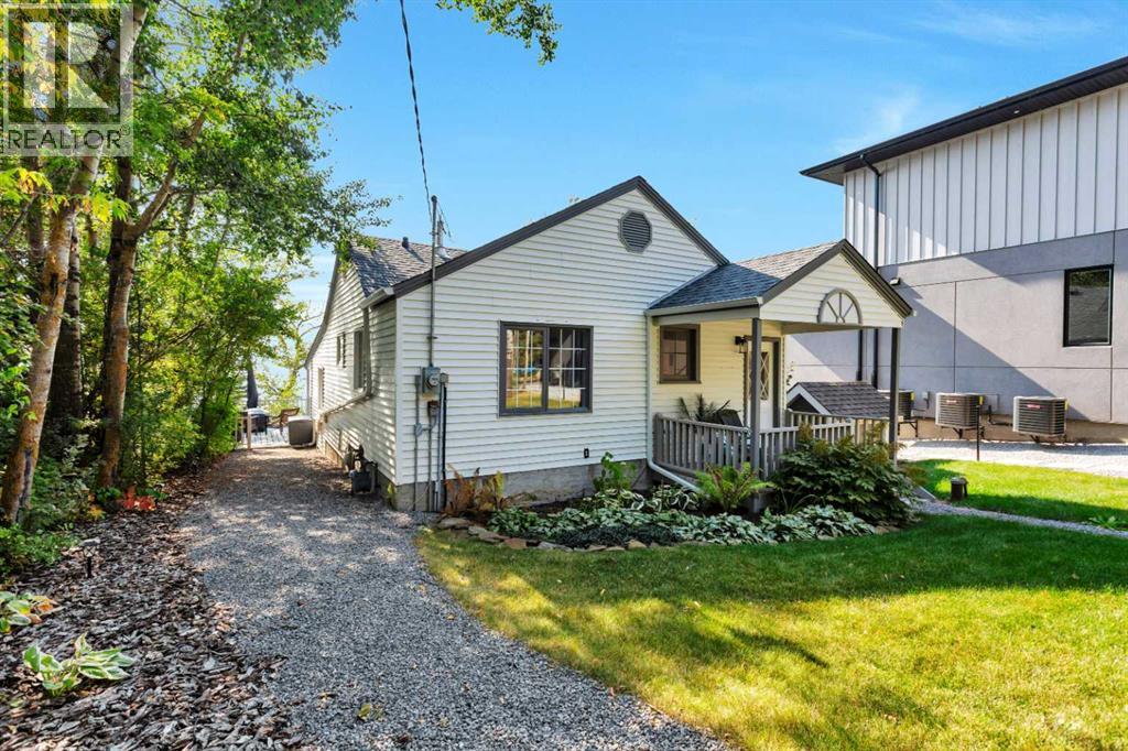 79 Birchcliff Road, Birchcliff, Alberta  T4S 1R6 - Photo 2 - A2256785