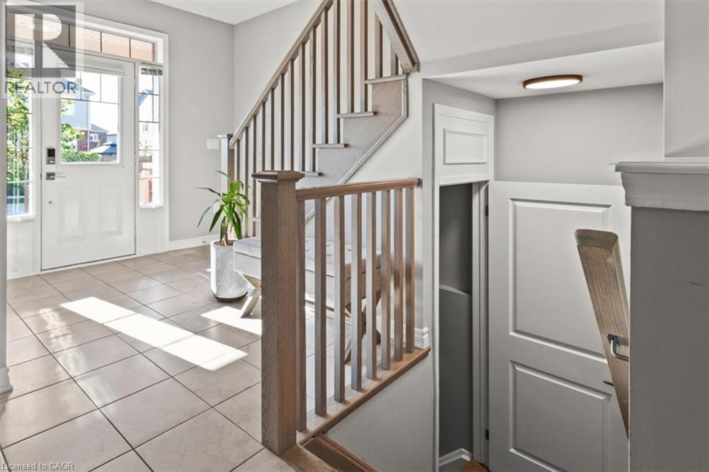 100 Celano Drive, Waterdown, Ontario  L8B 1V2 - Photo 36 - 40773532