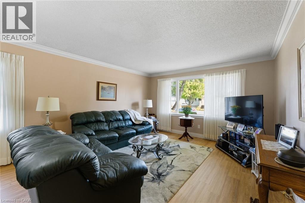 446 East 42nd Street, Hamilton, Ontario  L8T 3B3 - Photo 12 - 40770601