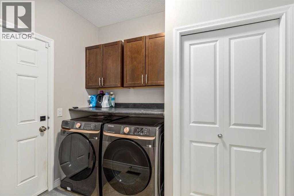 12481 Crestmont Boulevard Sw, Calgary, Alberta  T3B 5Z8 - Photo 19 - A2249604