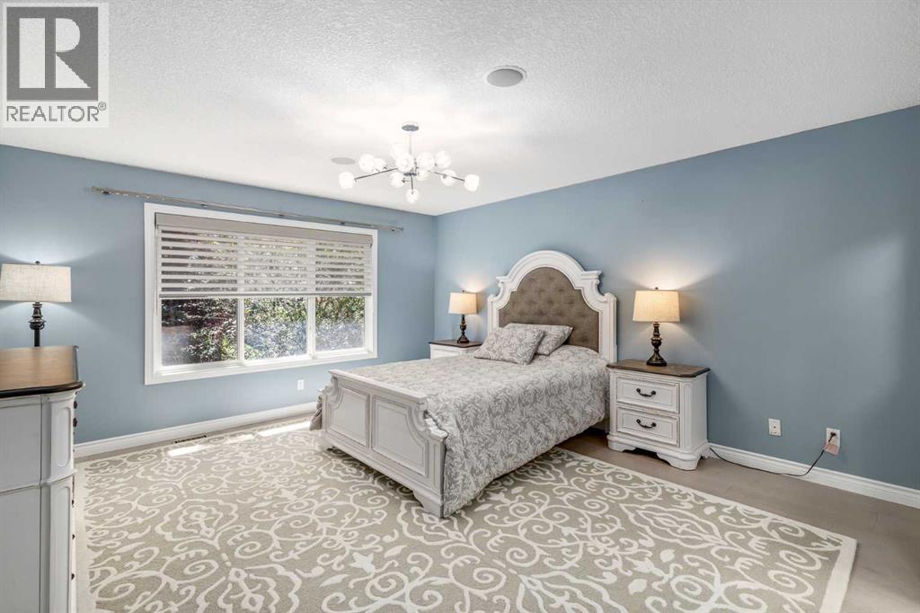 12481 Crestmont Boulevard Sw, Calgary, Alberta  T3B 5Z8 - Photo 28 - A2249604
