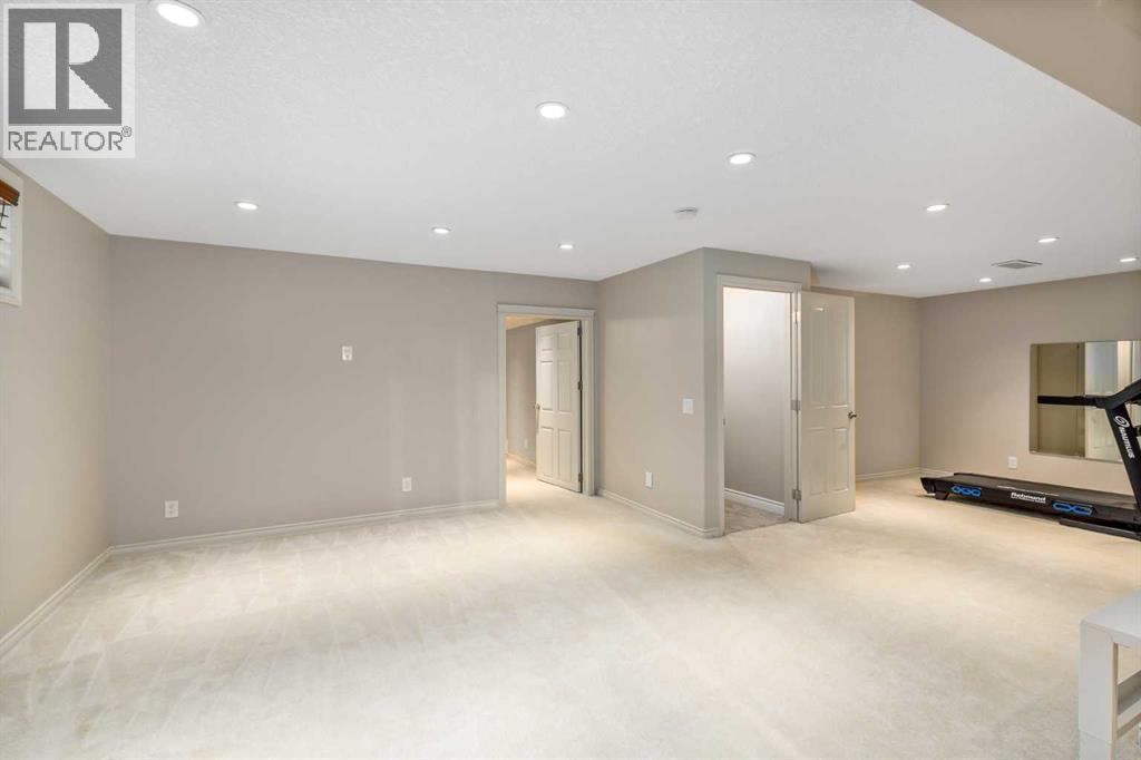 12481 Crestmont Boulevard Sw, Calgary, Alberta  T3B 5Z8 - Photo 35 - A2249604