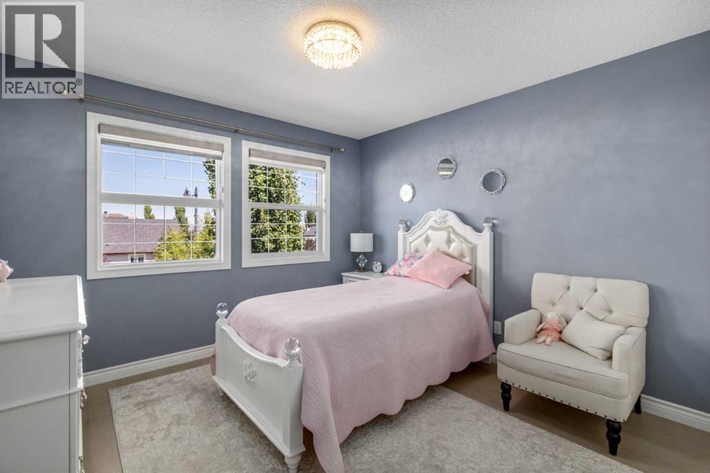 12481 Crestmont Boulevard Sw, Calgary, Alberta  T3B 5Z8 - Photo 24 - A2249604