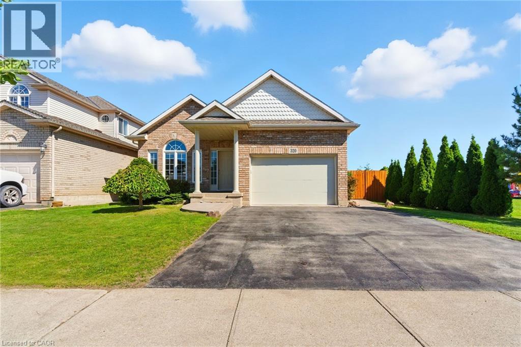 320 Winterberry Boulevard, Thorold, Ontario  L2V 5E6 - Photo 2 - 40773973
