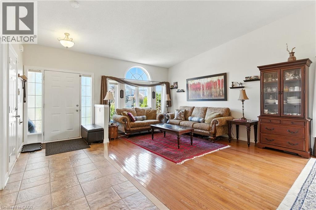 320 Winterberry Boulevard, Thorold, Ontario  L2V 5E6 - Photo 7 - 40773973