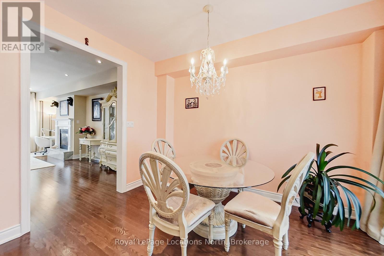 11 Wally Drive, Wasaga Beach, Ontario  L9Z 0E4 - Photo 6 - S12437483