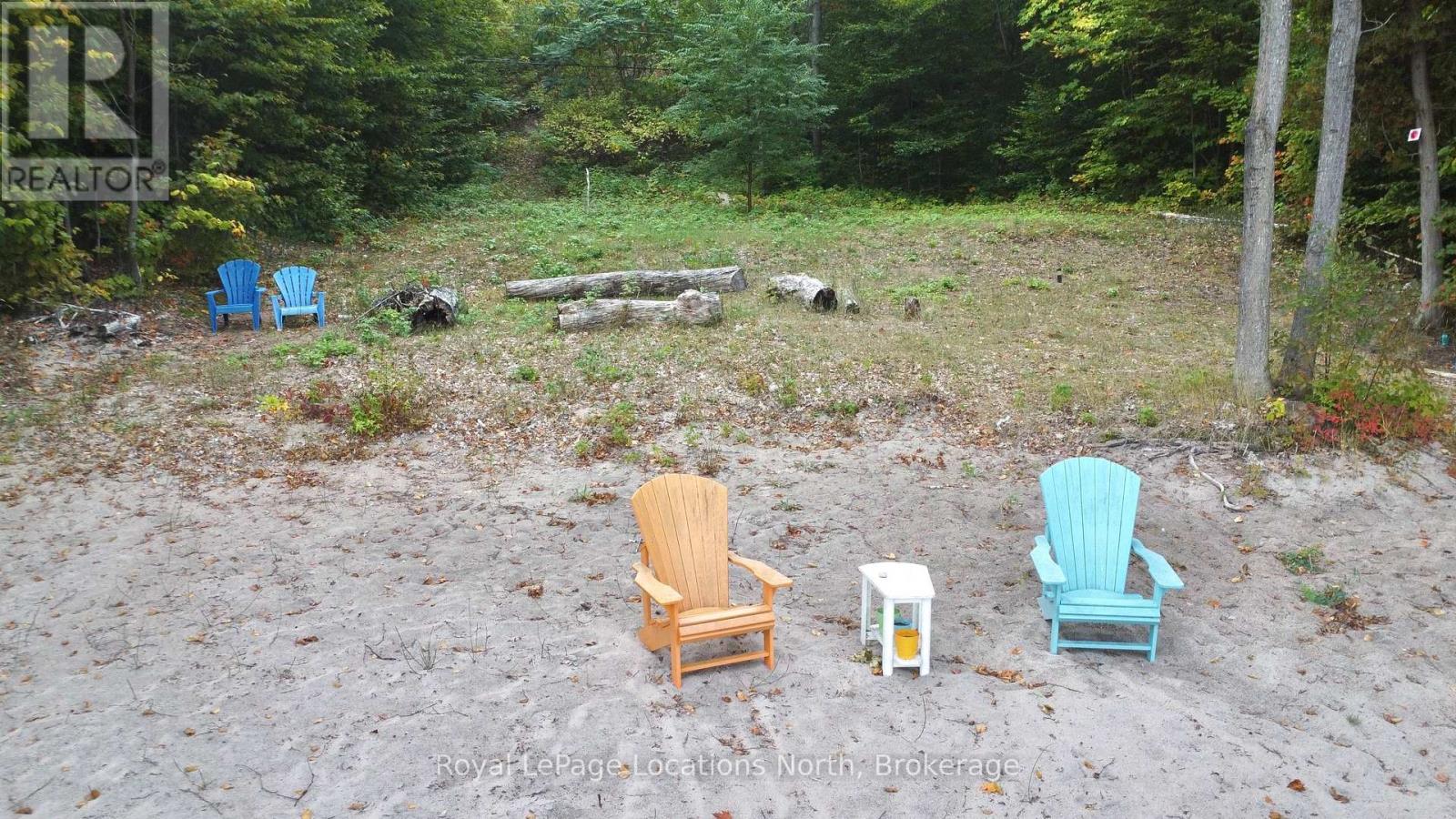 340 North Shore Drive, Tiny (Lafontaine), Ontario  L9M 0T8 - Photo 10 - S12437501