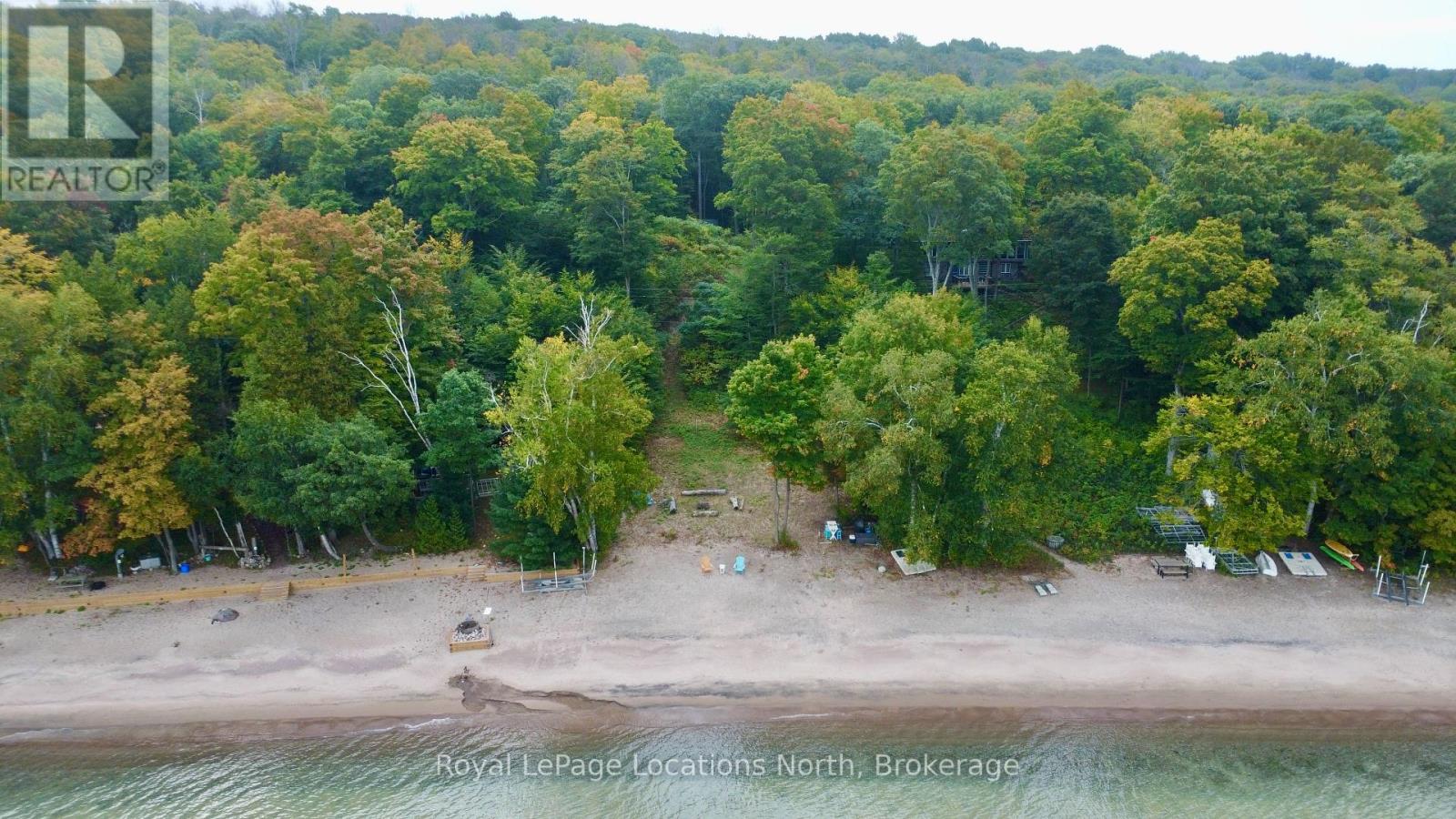 340 North Shore Drive, Tiny (Lafontaine), Ontario  L9M 0T8 - Photo 9 - S12437501