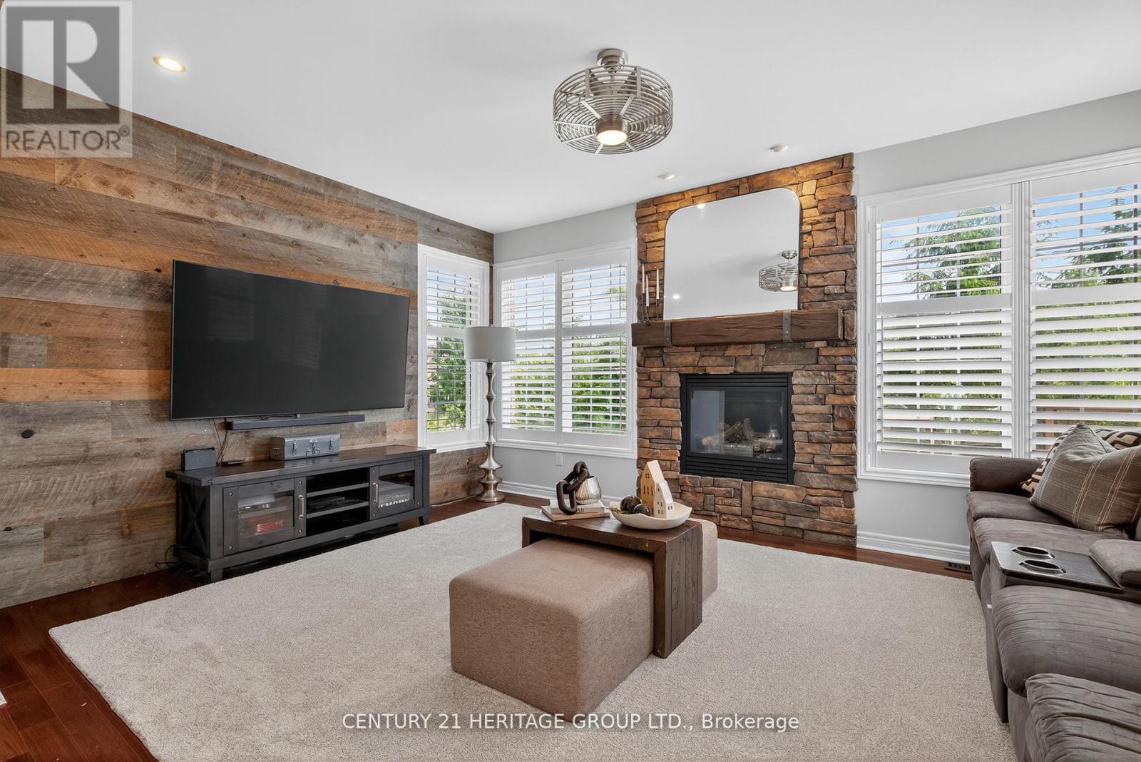 56 Cousteau Drive, Bradford West Gwillimbury, Ontario  L3Z 0H8 - Photo 13 - N12437169