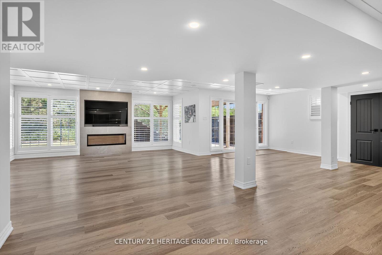 56 Cousteau Drive, Bradford West Gwillimbury, Ontario  L3Z 0H8 - Photo 29 - N12437169