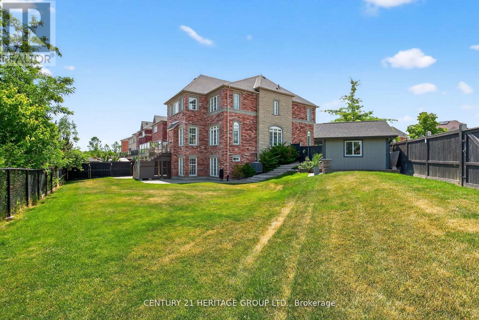 56 Cousteau Drive, Bradford West Gwillimbury, Ontario  L3Z 0H8 - Photo 34 - N12437169