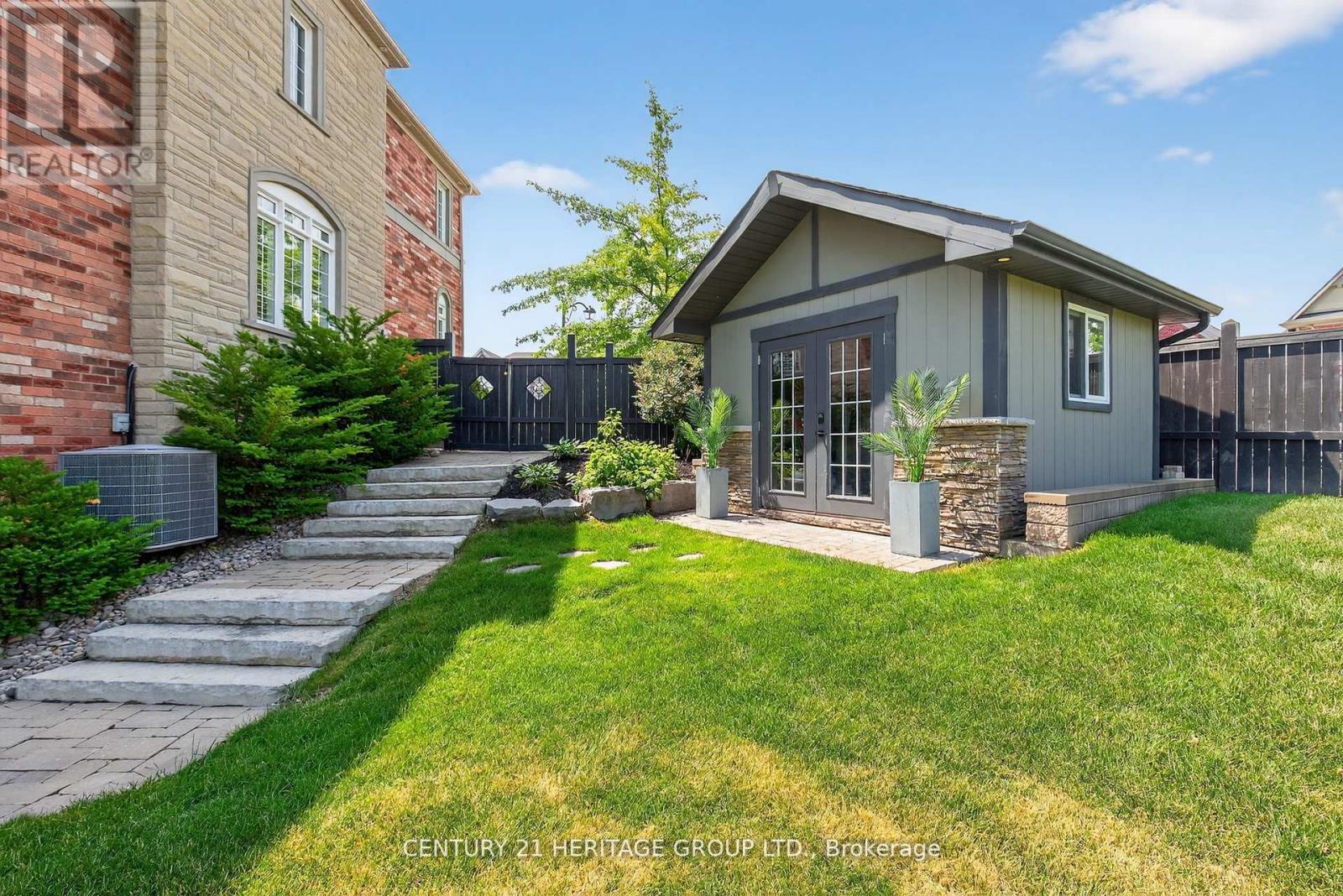 56 Cousteau Drive, Bradford West Gwillimbury, Ontario  L3Z 0H8 - Photo 35 - N12437169