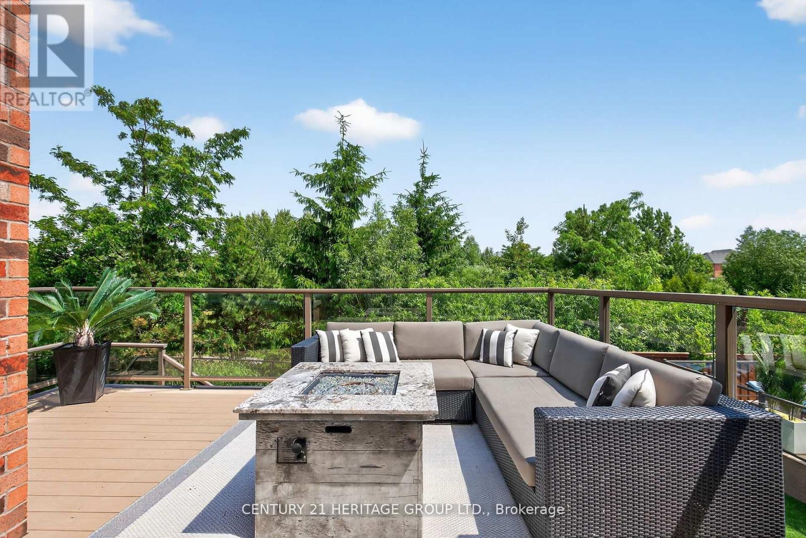 56 Cousteau Drive, Bradford West Gwillimbury, Ontario  L3Z 0H8 - Photo 36 - N12437169