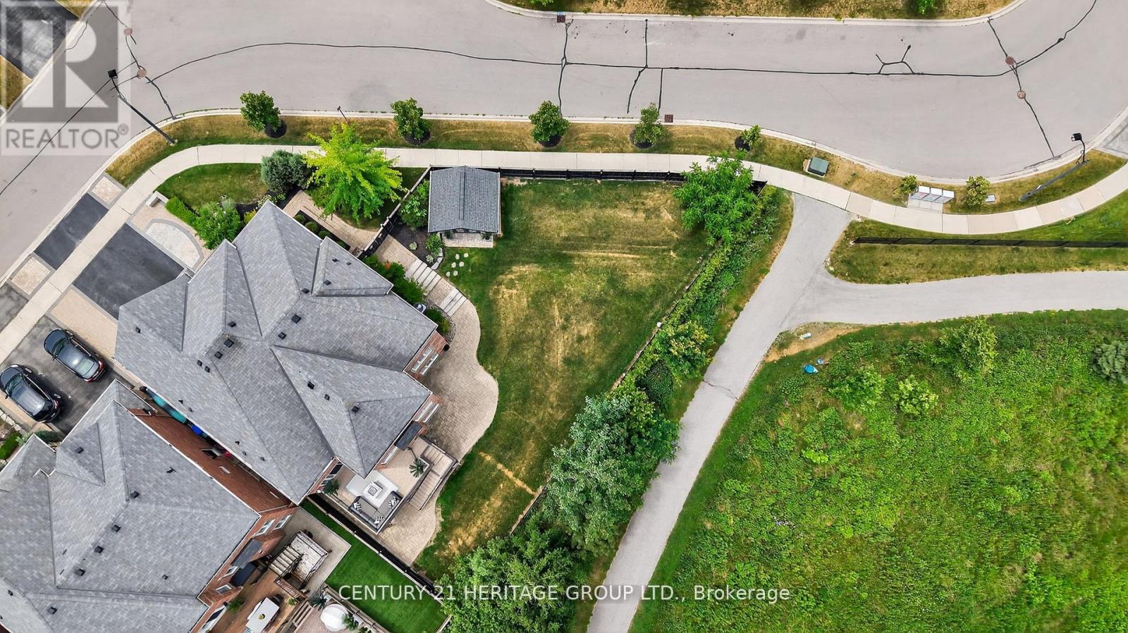 56 Cousteau Drive, Bradford West Gwillimbury, Ontario  L3Z 0H8 - Photo 37 - N12437169