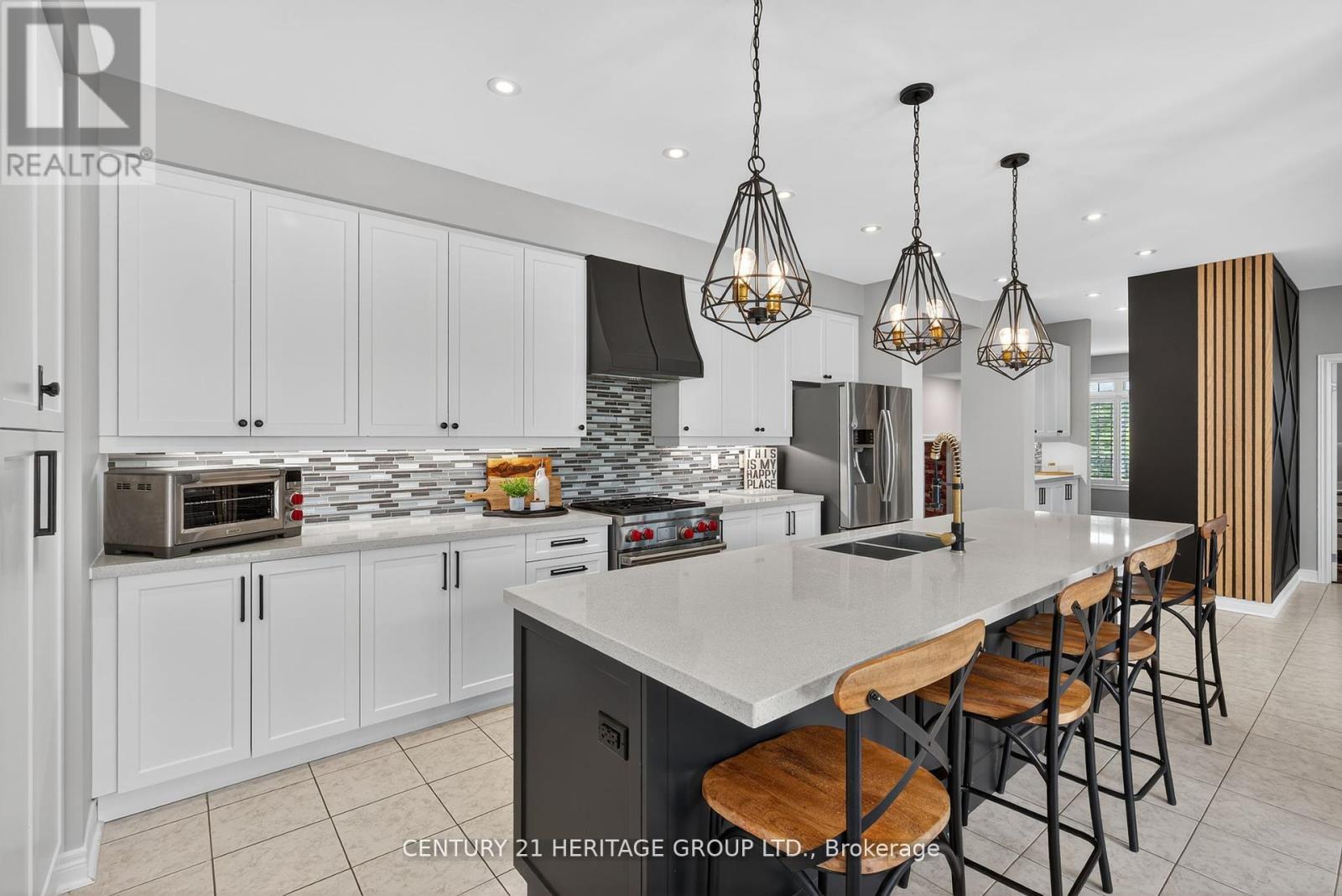 56 Cousteau Drive, Bradford West Gwillimbury, Ontario  L3Z 0H8 - Photo 9 - N12437169