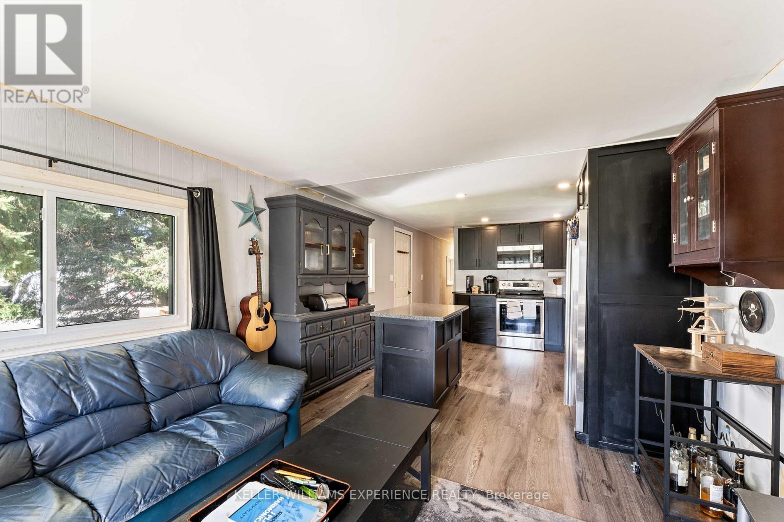 2 East Street, Essa, Ontario  L3W 0A5 - Photo 12 - N12437196