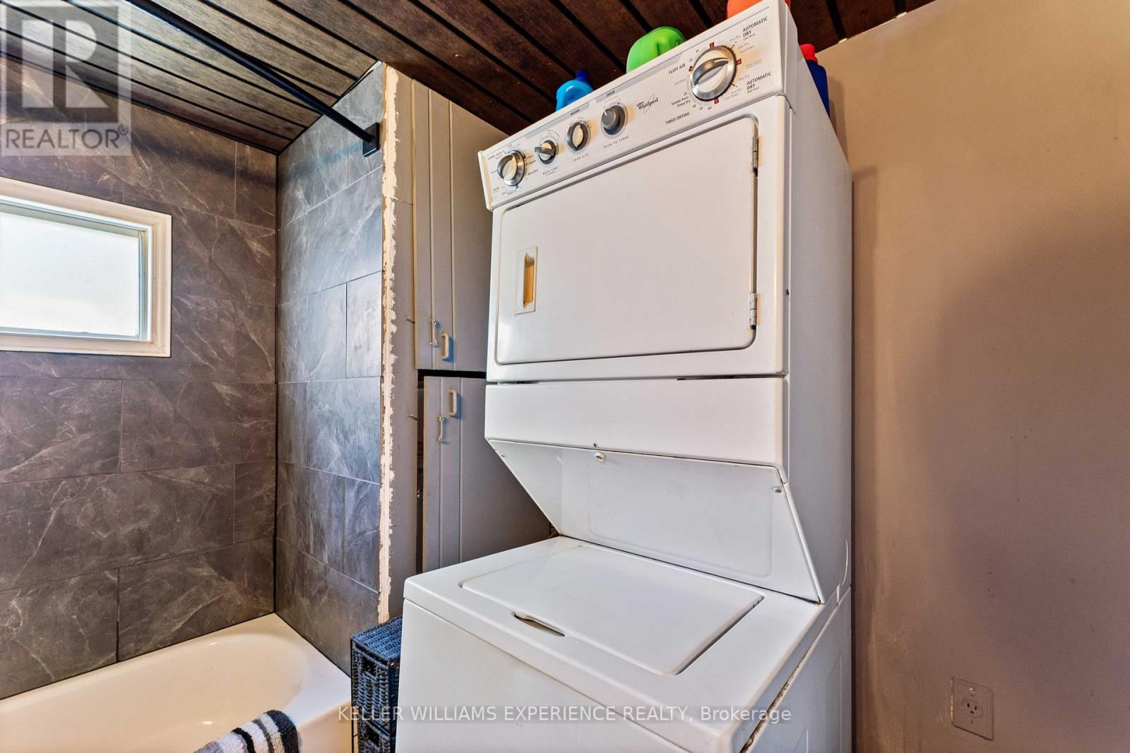 2 East Street, Essa, Ontario  L3W 0A5 - Photo 14 - N12437196
