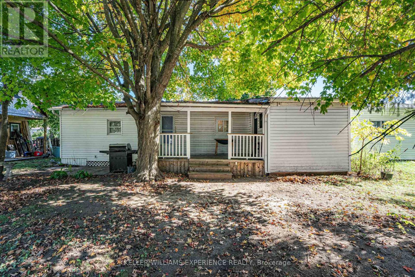 2 East Street, Essa, Ontario  L3W 0A5 - Photo 5 - N12437196