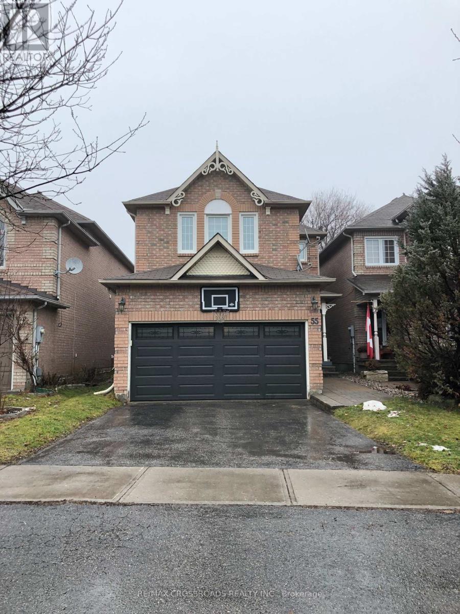 55 BALLYMORE DRIVE, Aurora, Ontario