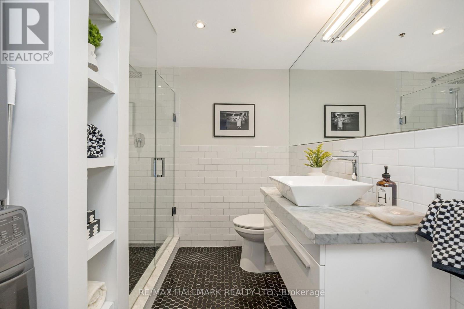 102 - 326 Carlaw Avenue, Toronto, Ontario  M4M 3N8 - Photo 14 - E12437319