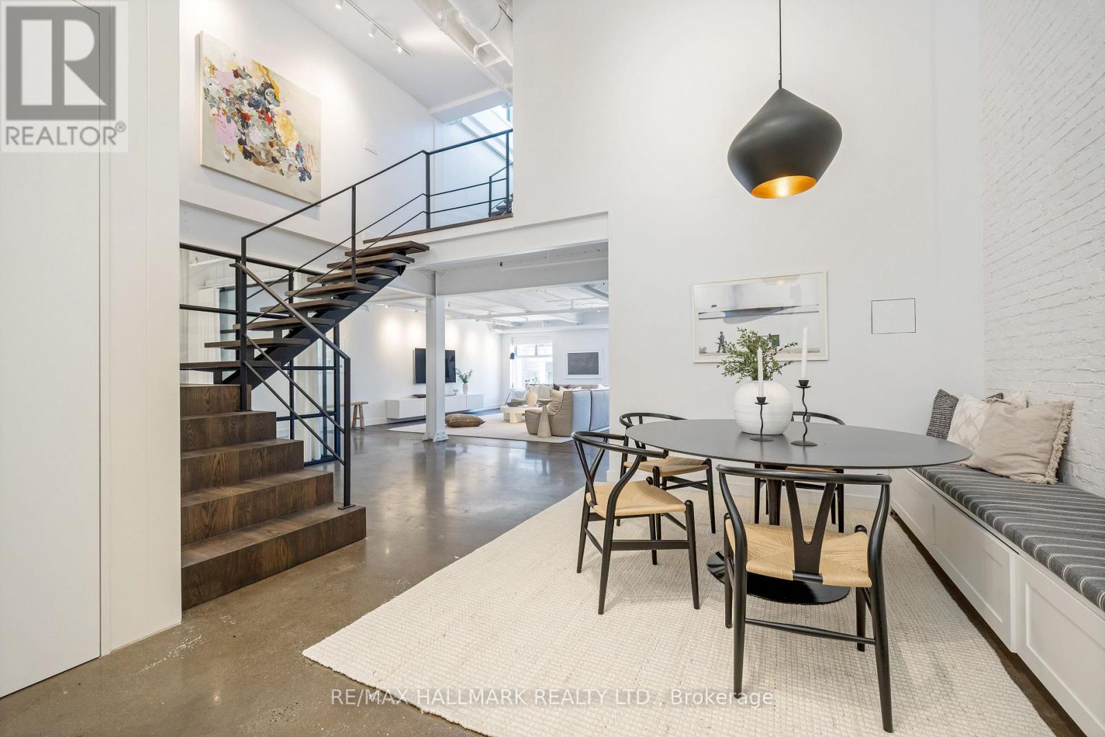 102 - 326 Carlaw Avenue, Toronto, Ontario  M4M 3N8 - Photo 4 - E12437319