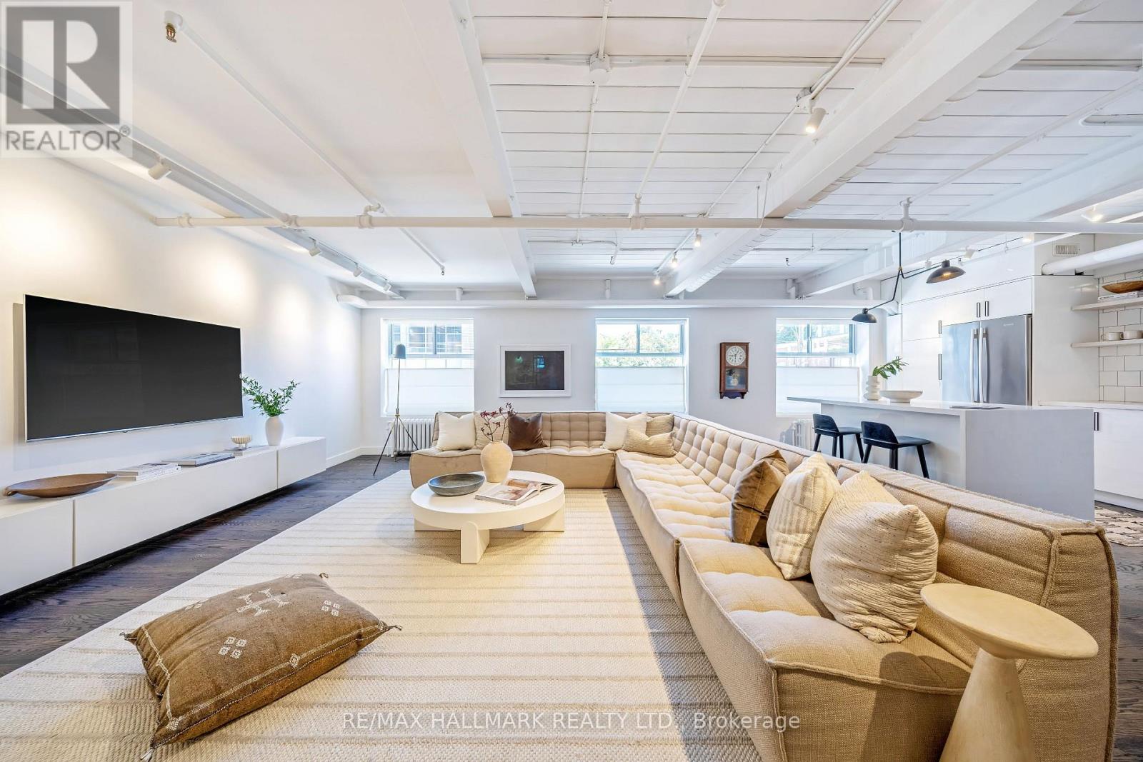102 - 326 Carlaw Avenue, Toronto, Ontario  M4M 3N8 - Photo 6 - E12437319