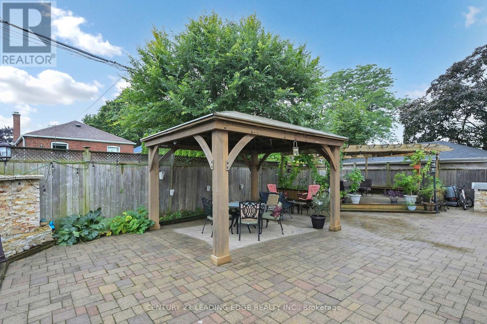11 Bellvare Crescent, Toronto, Ontario  M1R 2M8 - Photo 42 - E12437321