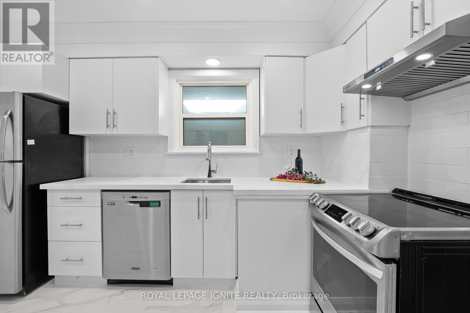 3 Shaneen Boulevard, Toronto, Ontario  M1R 1B6 - Photo 18 - E12437349