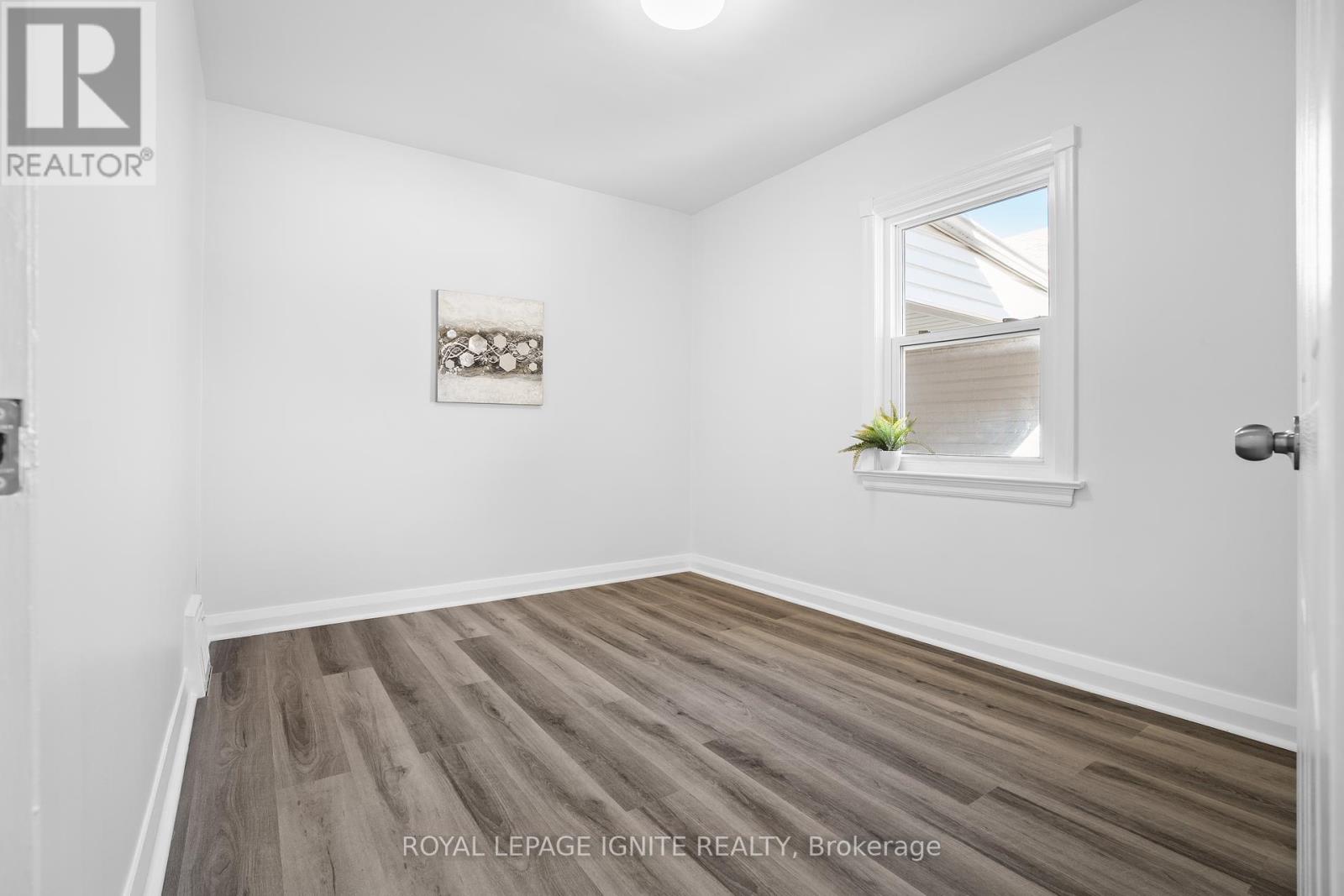 3 Shaneen Boulevard, Toronto, Ontario  M1R 1B6 - Photo 24 - E12437349