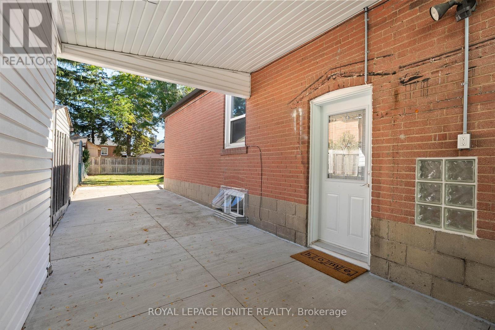 3 Shaneen Boulevard, Toronto, Ontario  M1R 1B6 - Photo 29 - E12437349