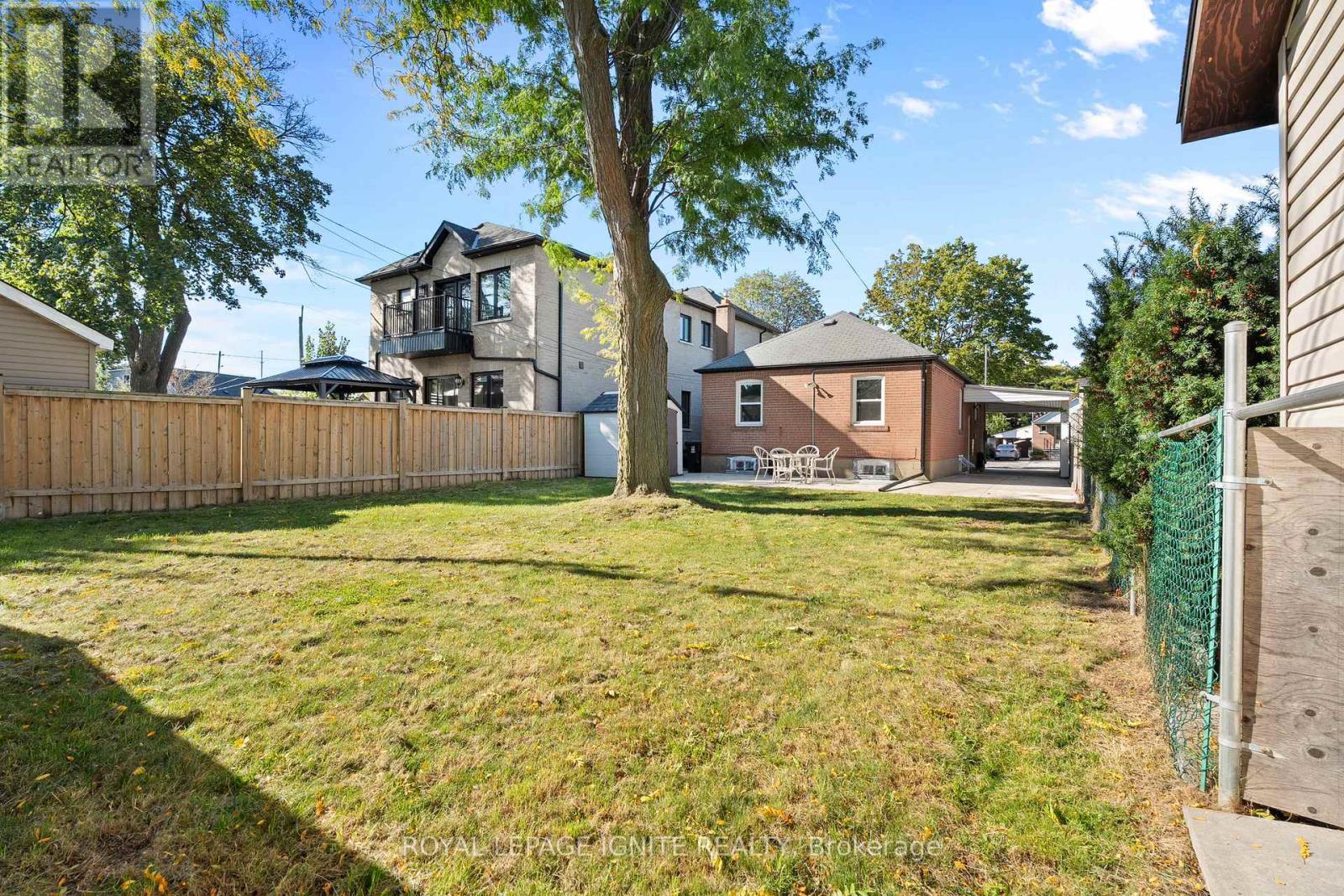 3 Shaneen Boulevard, Toronto, Ontario  M1R 1B6 - Photo 47 - E12437349