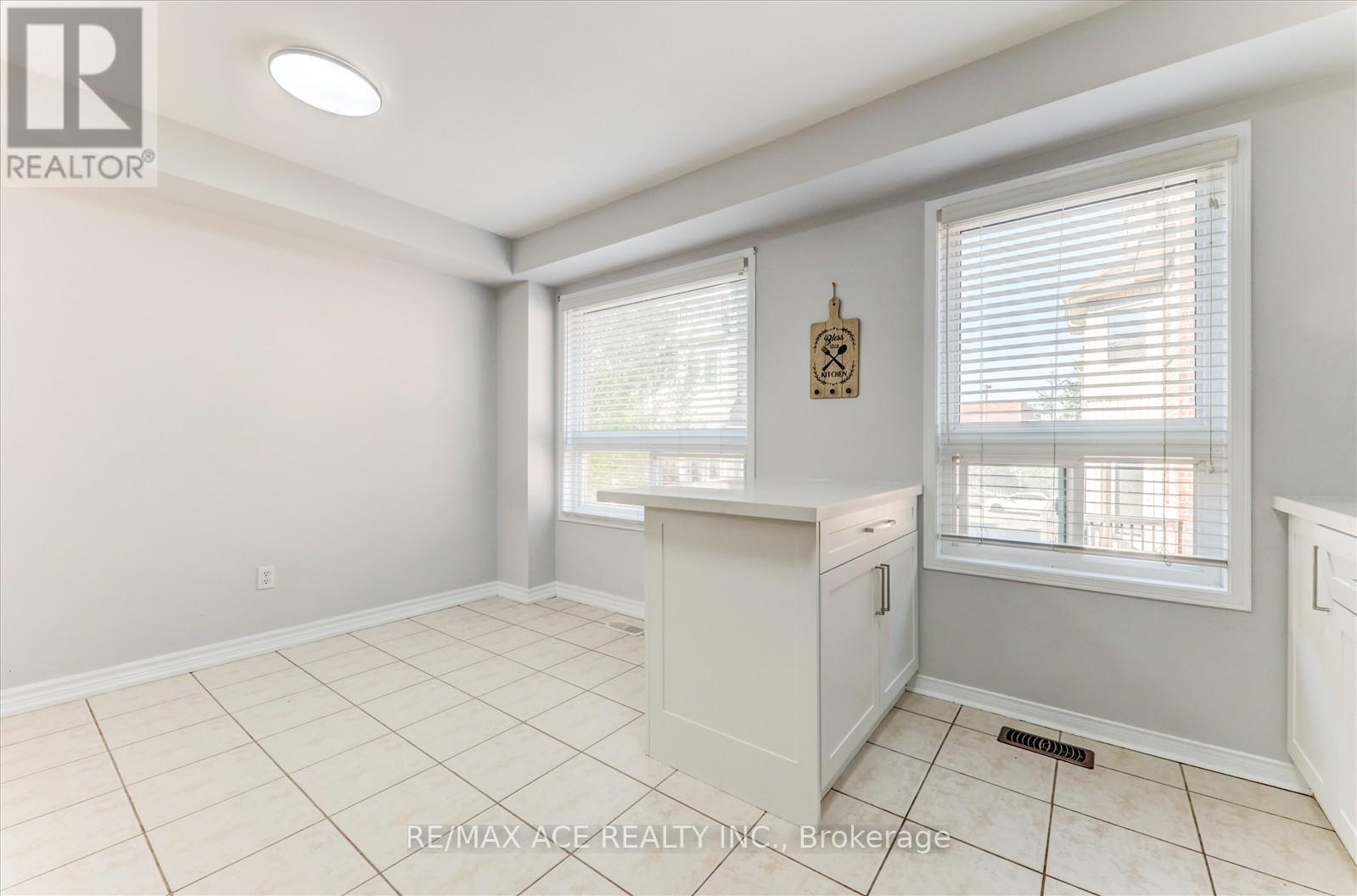 83 Huxtable Lane, Toronto, Ontario  M1B 0A4 - Photo 17 - E12437373