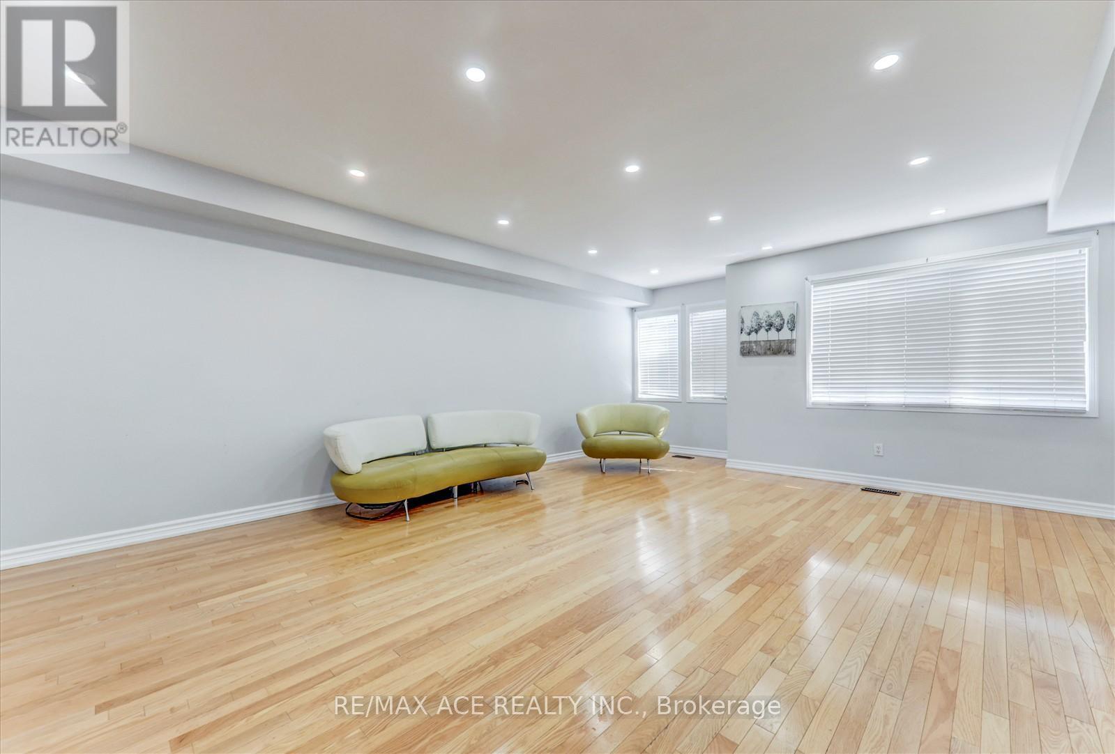 83 Huxtable Lane, Toronto, Ontario  M1B 0A4 - Photo 19 - E12437373