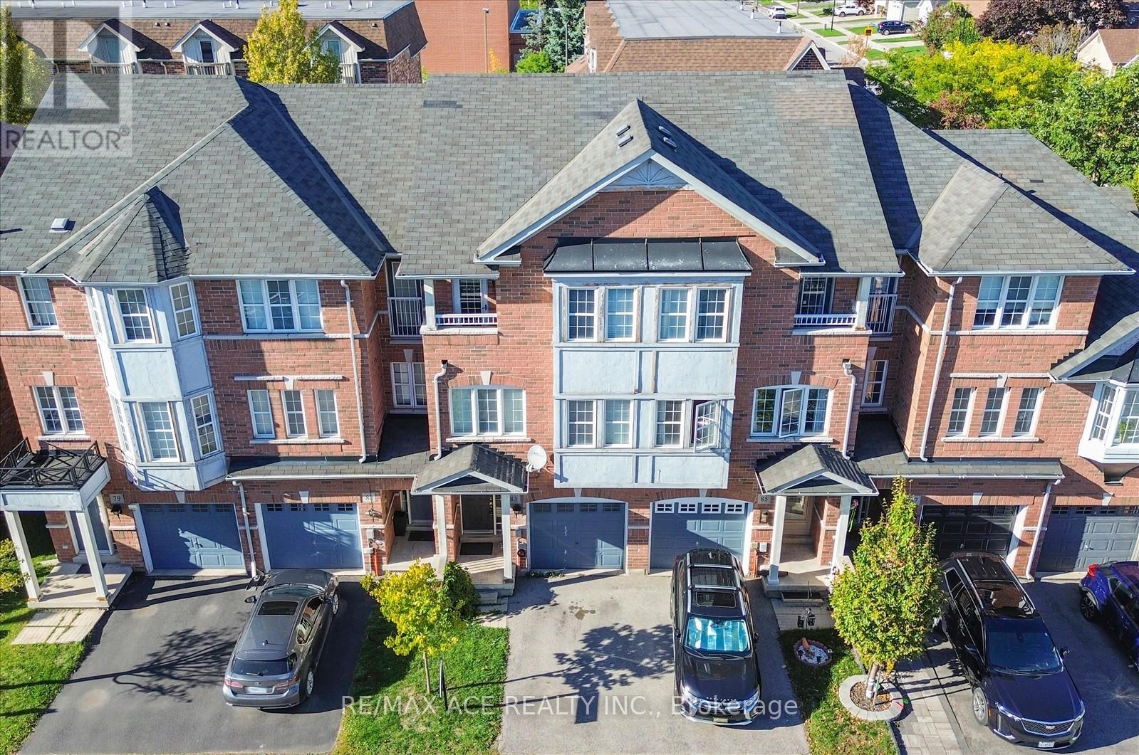 83 Huxtable Lane, Toronto, Ontario  M1B 0A4 - Photo 5 - E12437373