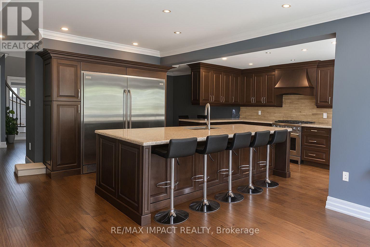 28 Fairmeadow Place E, Whitby, Ontario  L1N 8W5 - Photo 10 - E12437381
