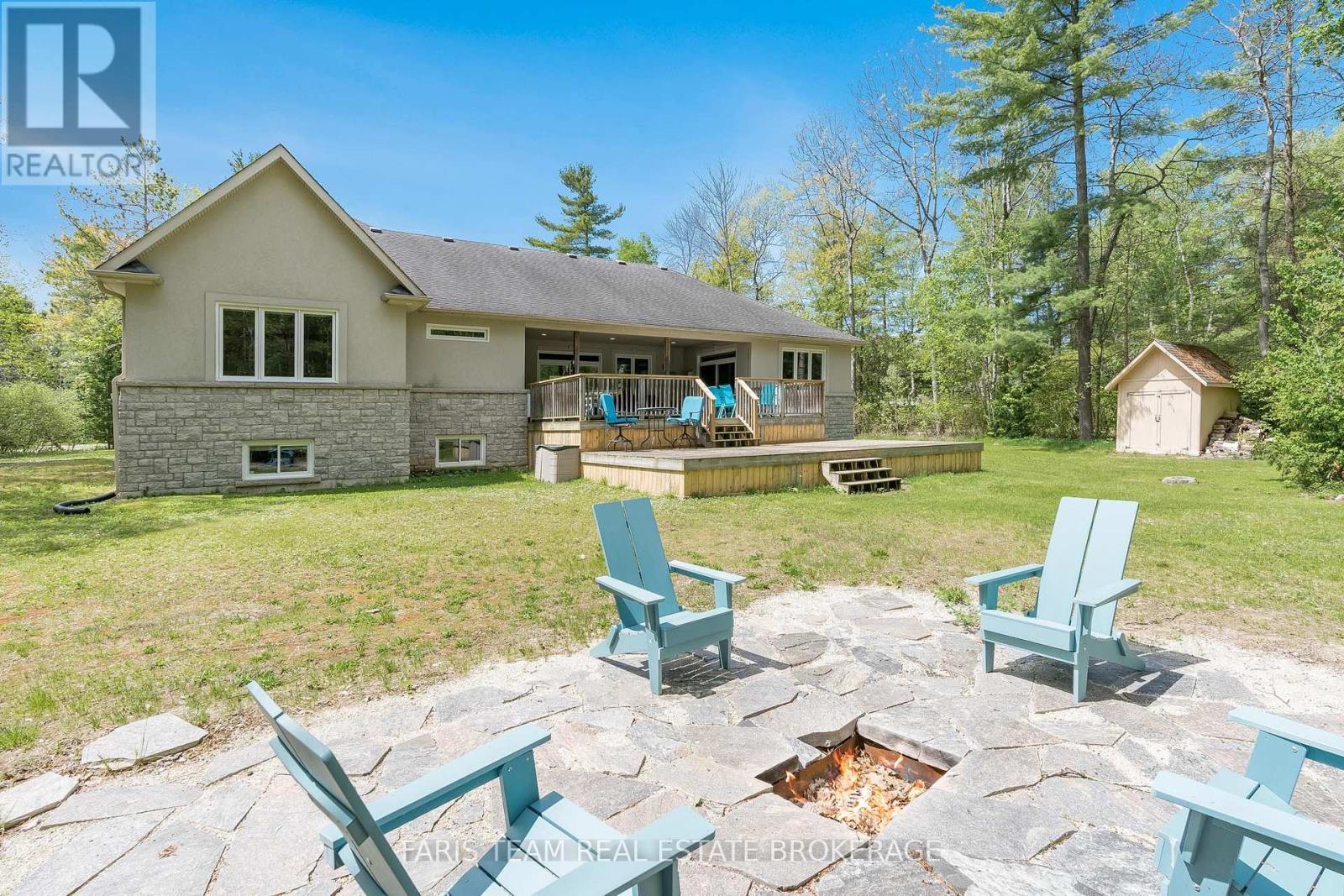 138 Knox Road E, Wasaga Beach, Ontario  L9Z 2T5 - Photo 45 - S12437128