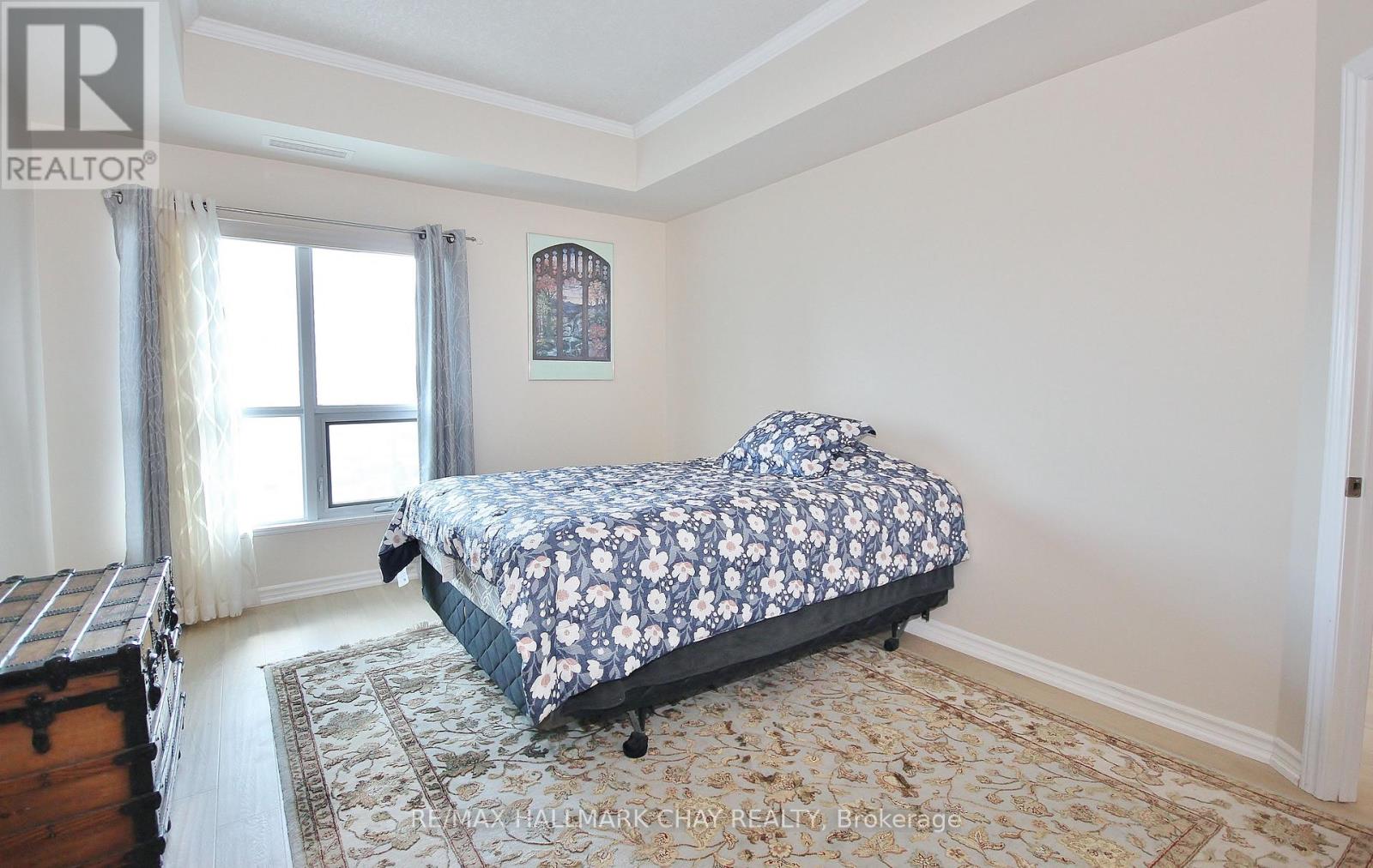 511 - 37 Ellen Street, Barrie, Ontario  L4N 6G2 - Photo 9 - S12437141