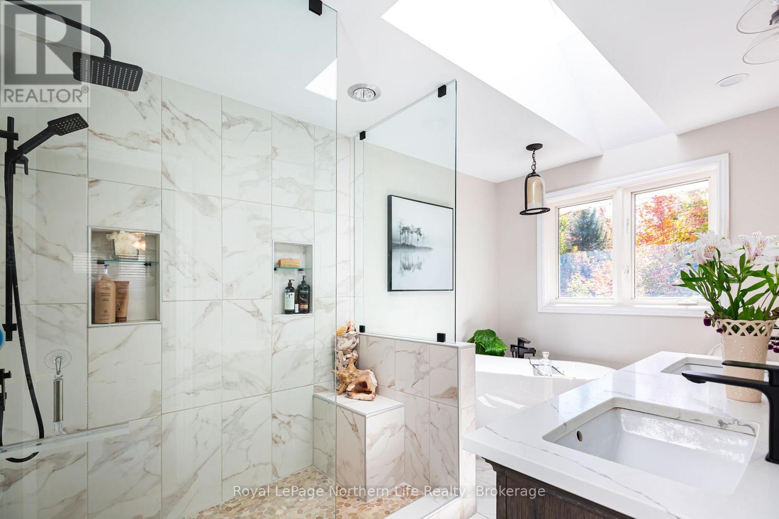 389 Carmichael Drive, North Bay, Ontario  P1B 8G2 - Photo 17 - X12437324