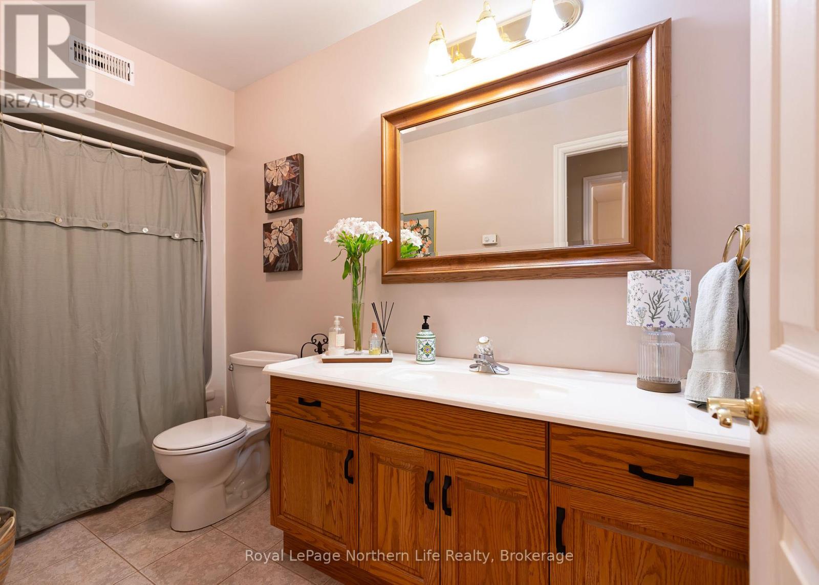 389 Carmichael Drive, North Bay, Ontario  P1B 8G2 - Photo 22 - X12437324