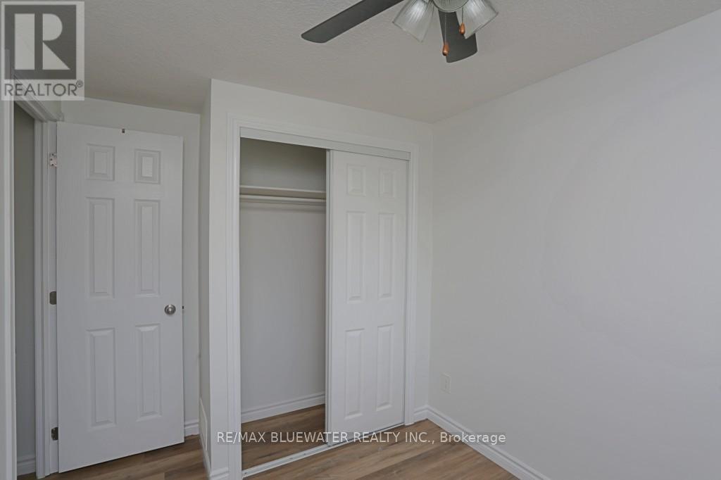 23 Pebble Beach Parkway, South Huron, Ontario  N0M 1T0 - Photo 18 - X12437396